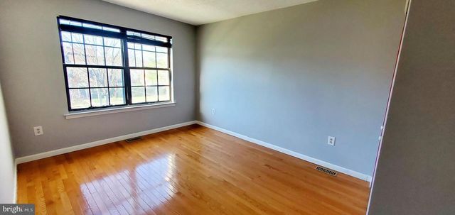 95 O'NEILL CT., Lawrence, NJ 08648