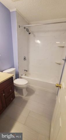 95 O'NEILL CT., Lawrence, NJ 08648