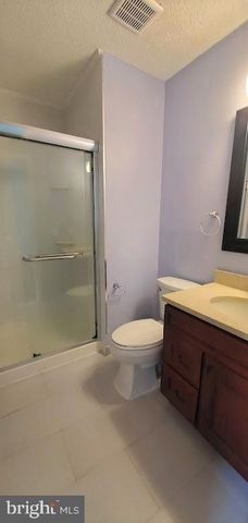 95 O'NEILL CT., Lawrence, NJ 08648