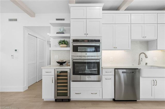 26236 Hickory BLVD # 7, Bonita Springs, FL 34134