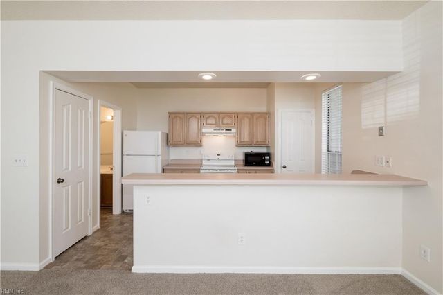 524 Furman Court CT, Virginia Beach, VA 23462