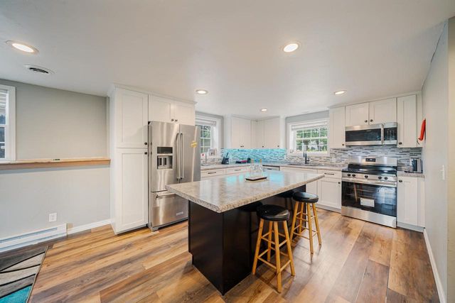 714 GIESE STREET, Hortonville, WI 54944