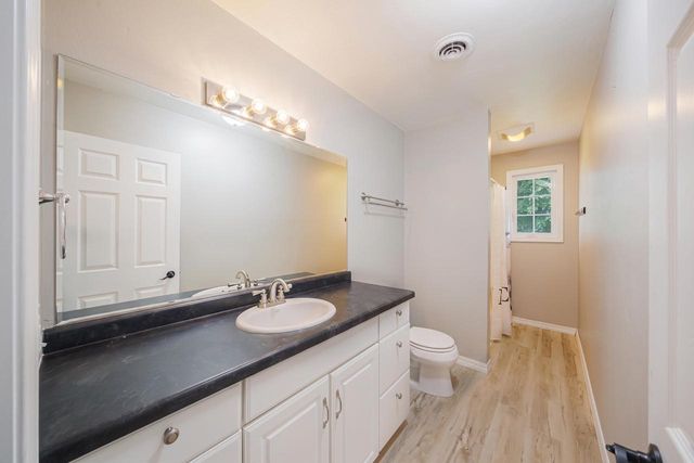 714 GIESE STREET, Hortonville, WI 54944