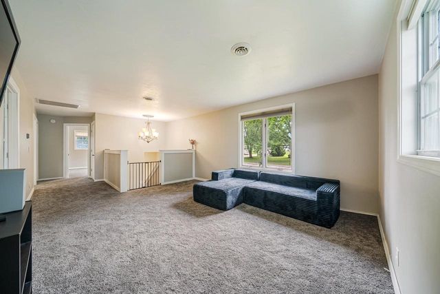 714 GIESE STREET, Hortonville, WI 54944