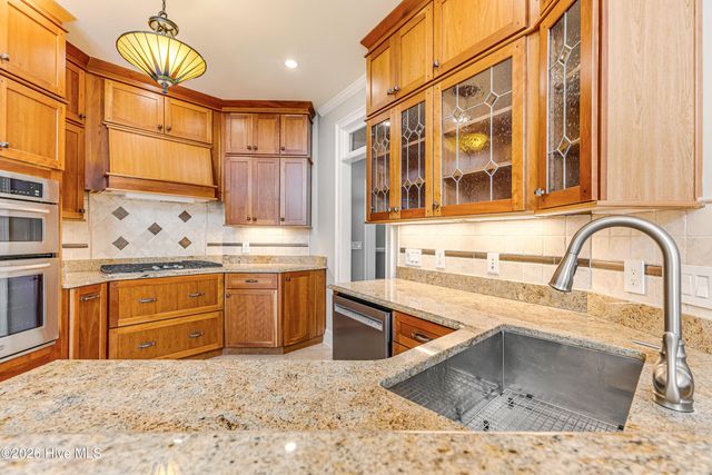 6131 River Sound Circle, Southport, NC 28461