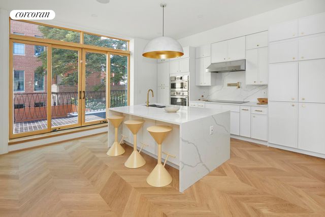 1002 STERLING Place, New York City, NY 11213