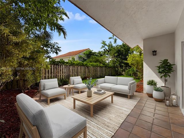 4725 NW 104th Avenue, Doral, FL 33178