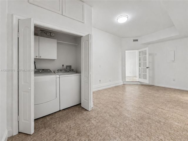 4725 NW 104th Avenue, Doral, FL 33178