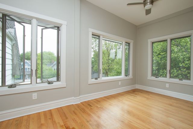 643 HINMAN Avenue 3S, Evanston, IL 60202