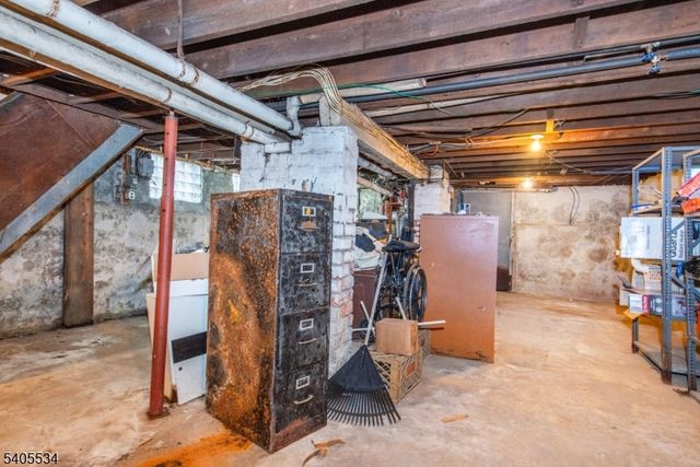 448 E 31St St, Paterson City, NJ 07504