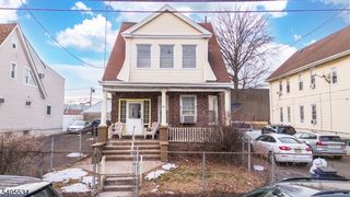 448 E 31St St, Paterson City, NJ 07504