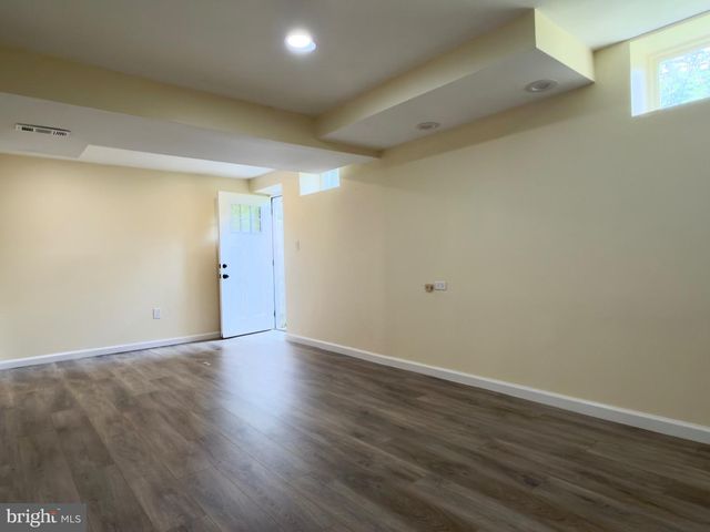 1 HARDY CT, Baltimore, MD 21204