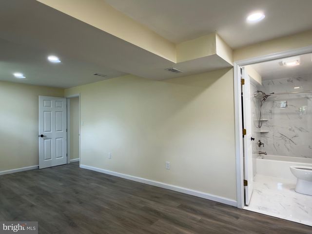 1 HARDY CT, Baltimore, MD 21204