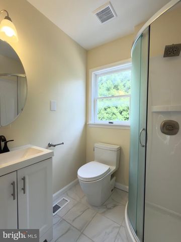 1 HARDY CT, Baltimore, MD 21204