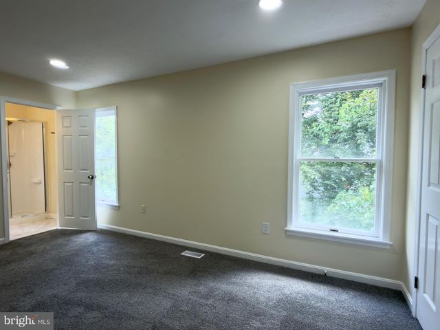 1 HARDY CT, Baltimore, MD 21204