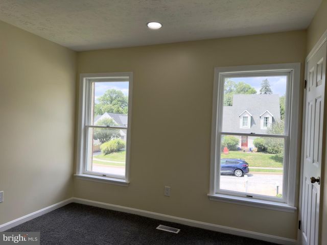 1 HARDY CT, Baltimore, MD 21204