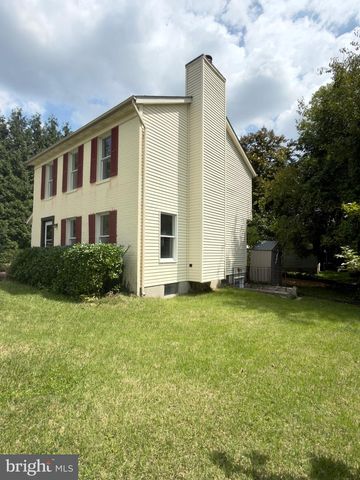 1 HARDY CT, Baltimore, MD 21204