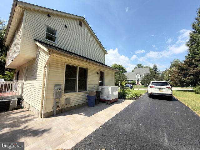 1 HARDY CT, Baltimore, MD 21204