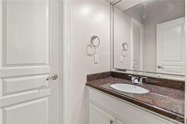 3514 Los Lagos Drive, Edinburg, TX 78542