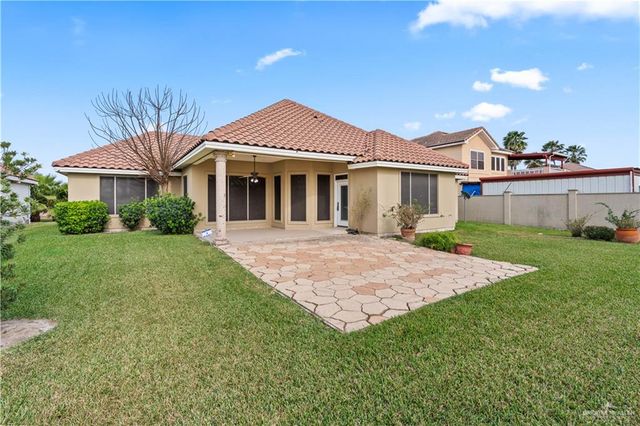 3514 Los Lagos Drive, Edinburg, TX 78542