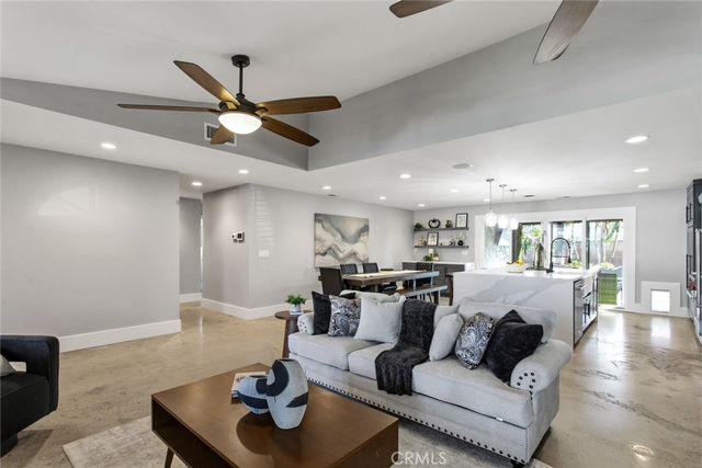 356 E Cumberland, Upland, CA 91786