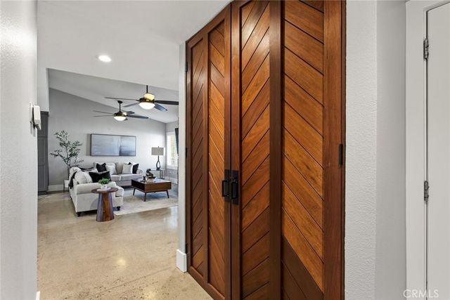 356 E Cumberland, Upland, CA 91786