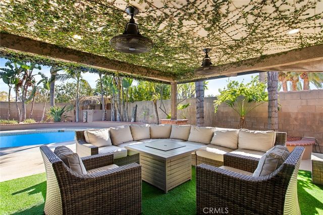356 E Cumberland, Upland, CA 91786