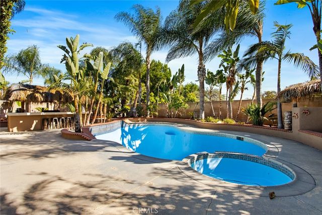 356 E Cumberland, Upland, CA 91786