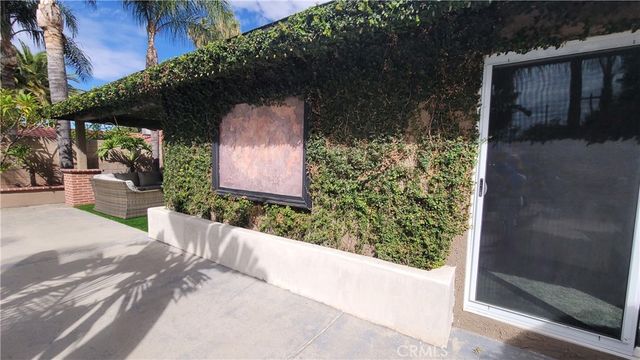 356 E Cumberland, Upland, CA 91786