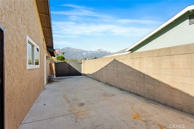356 E Cumberland, Upland, CA 91786