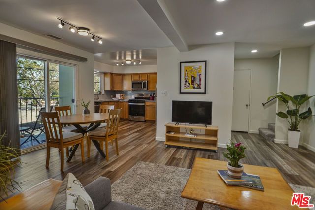 4456 San Andreas Avenue, Los Angeles, CA 90065