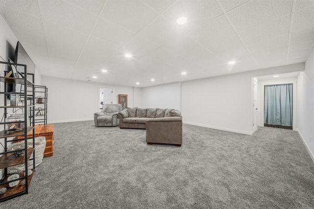10081 9 Mile Creek Road, Fall Creek, WI 54742