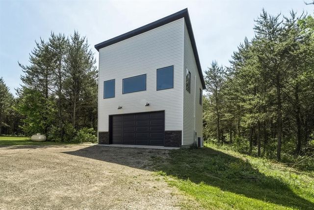 10081 9 Mile Creek Road, Fall Creek, WI 54742