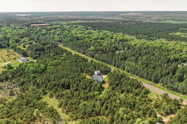 10081 9 Mile Creek Road, Fall Creek, WI 54742