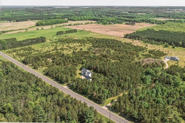 10081 9 Mile Creek Road, Fall Creek, WI 54742