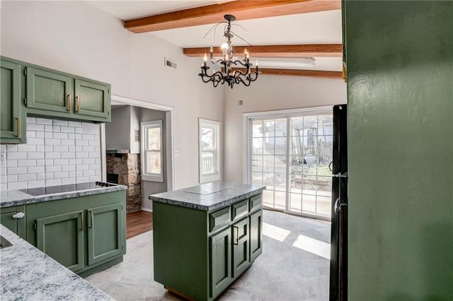 405 E 267th Street, Cleveland, MO 64734