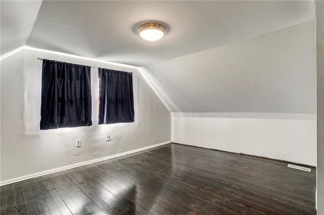 405 E 267th Street, Cleveland, MO 64734