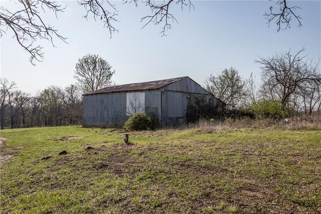 405 E 267th Street, Cleveland, MO 64734