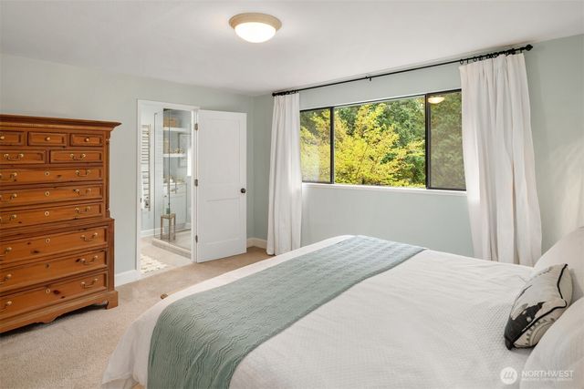 14616 216th Avenue NE, Woodinville, WA 98077