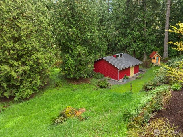 14616 216th Avenue NE, Woodinville, WA 98077