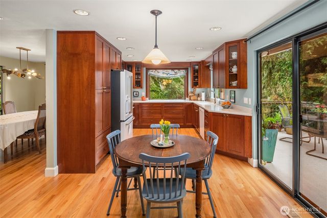 14616 216th Avenue NE, Woodinville, WA 98077