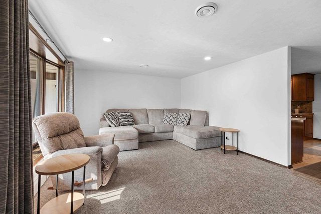 2016 BALTIC TERRACE, Green Bay, WI 54311