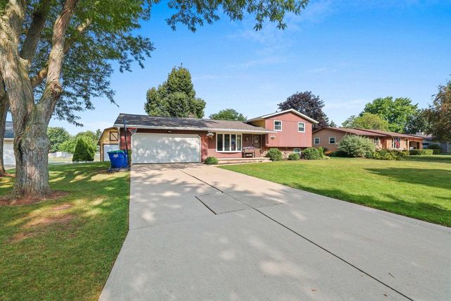 2016 BALTIC TERRACE, Green Bay, WI 54311