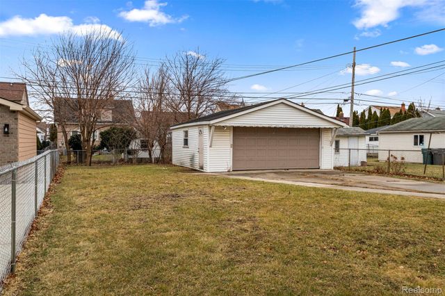 4836 Firestone Street, Dearborn, MI 48126