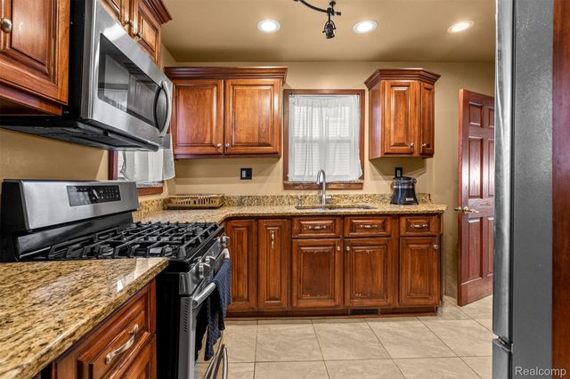 4836 Firestone Street, Dearborn, MI 48126