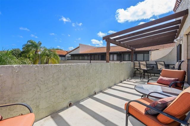 2571 CYPRUS DRIVE 1-201, Palm Harbor, FL 34684