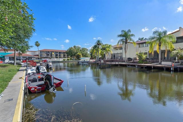 2571 CYPRUS DRIVE 1-201, Palm Harbor, FL 34684