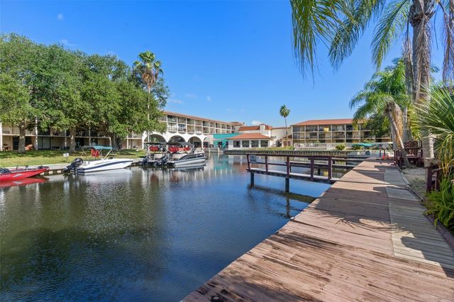 2571 CYPRUS DRIVE 1-201, Palm Harbor, FL 34684