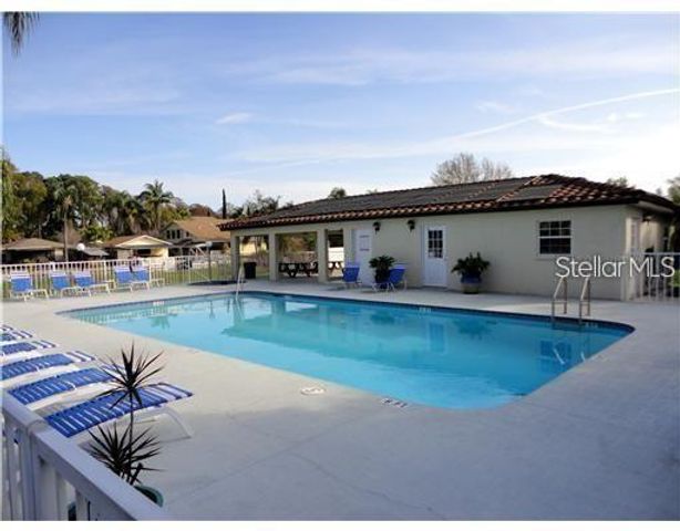 2571 CYPRUS DRIVE 1-201, Palm Harbor, FL 34684