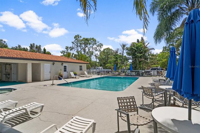 2571 CYPRUS DRIVE 1-201, Palm Harbor, FL 34684